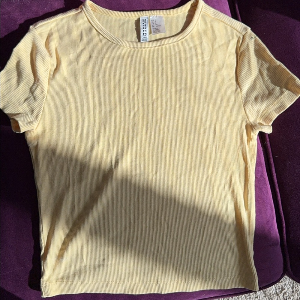 Yellow short sleeve baby tee